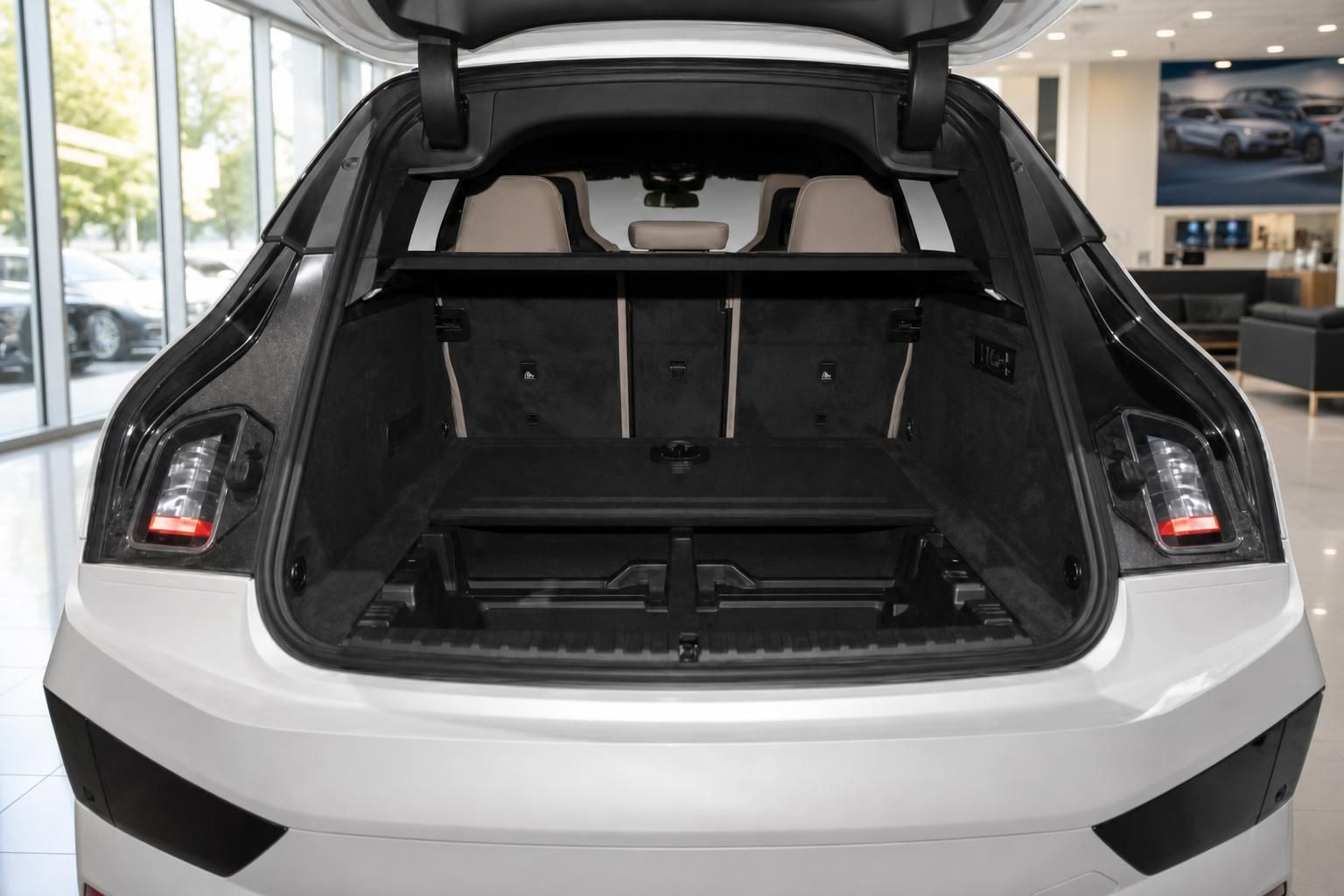 BMW iX3 - Bild 4 von 6