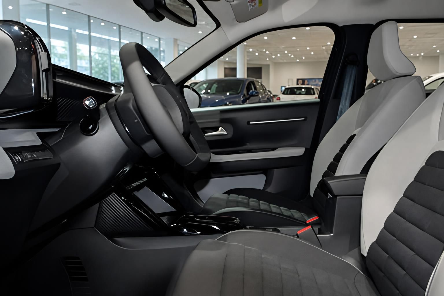 Citroën C3 Aircross Innenraum mit Vordersitzen und Armaturenbrett