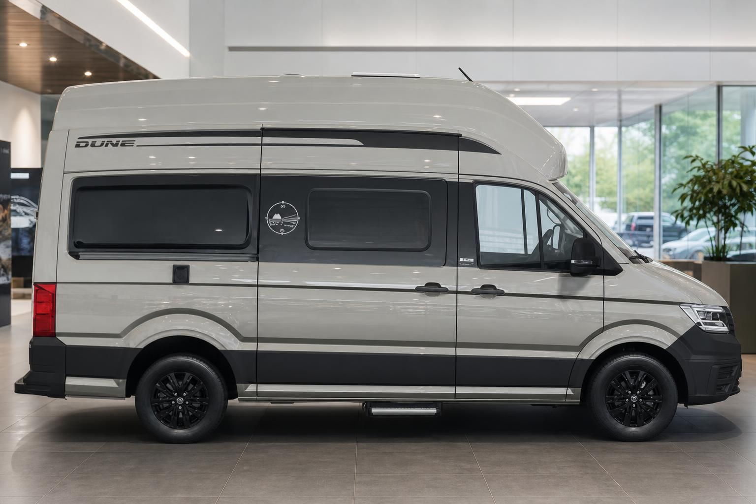 Volkswagen Grand California - Bild 3 von 10