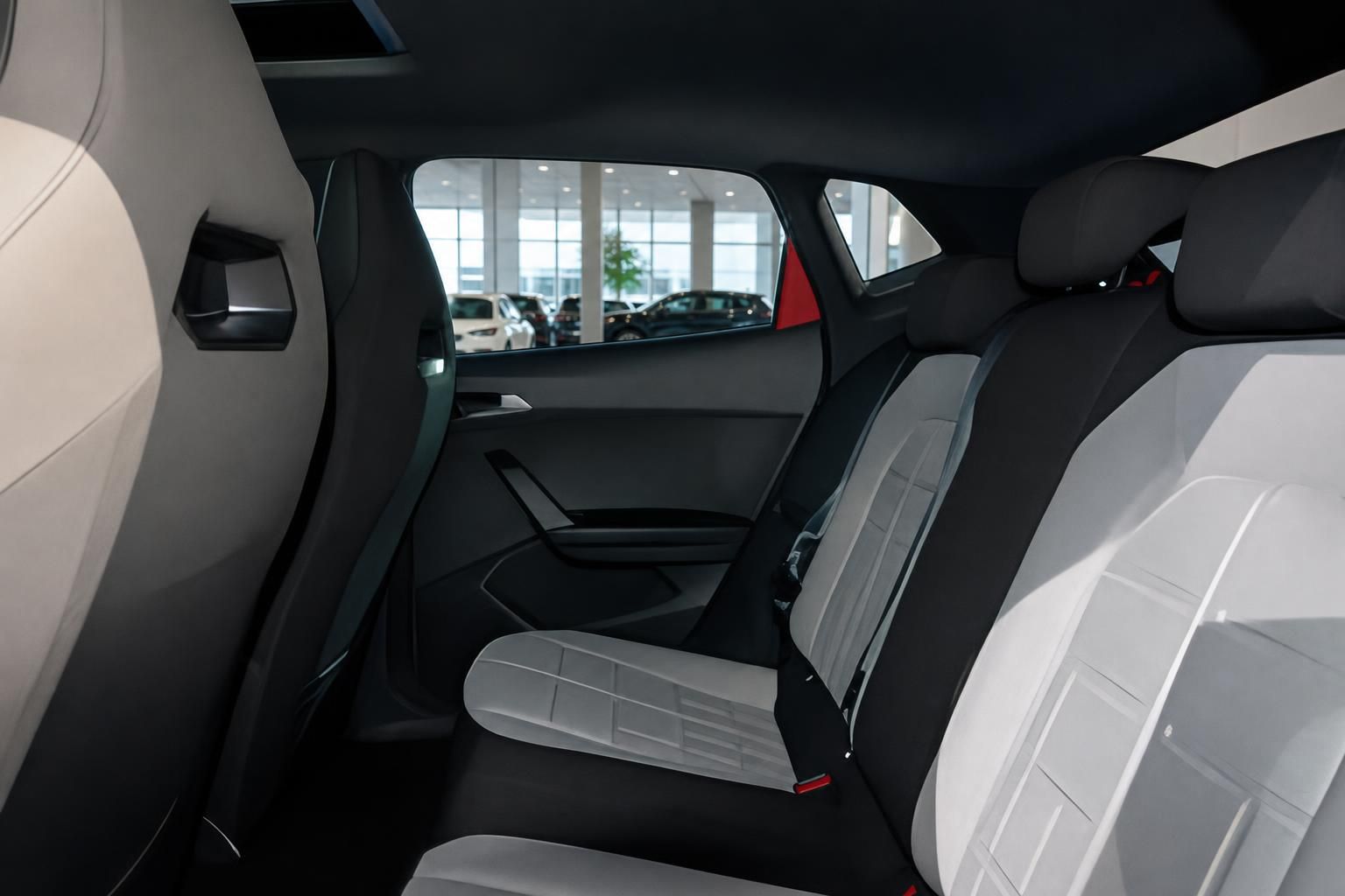 Seat Ibiza - Bild 7 von 8