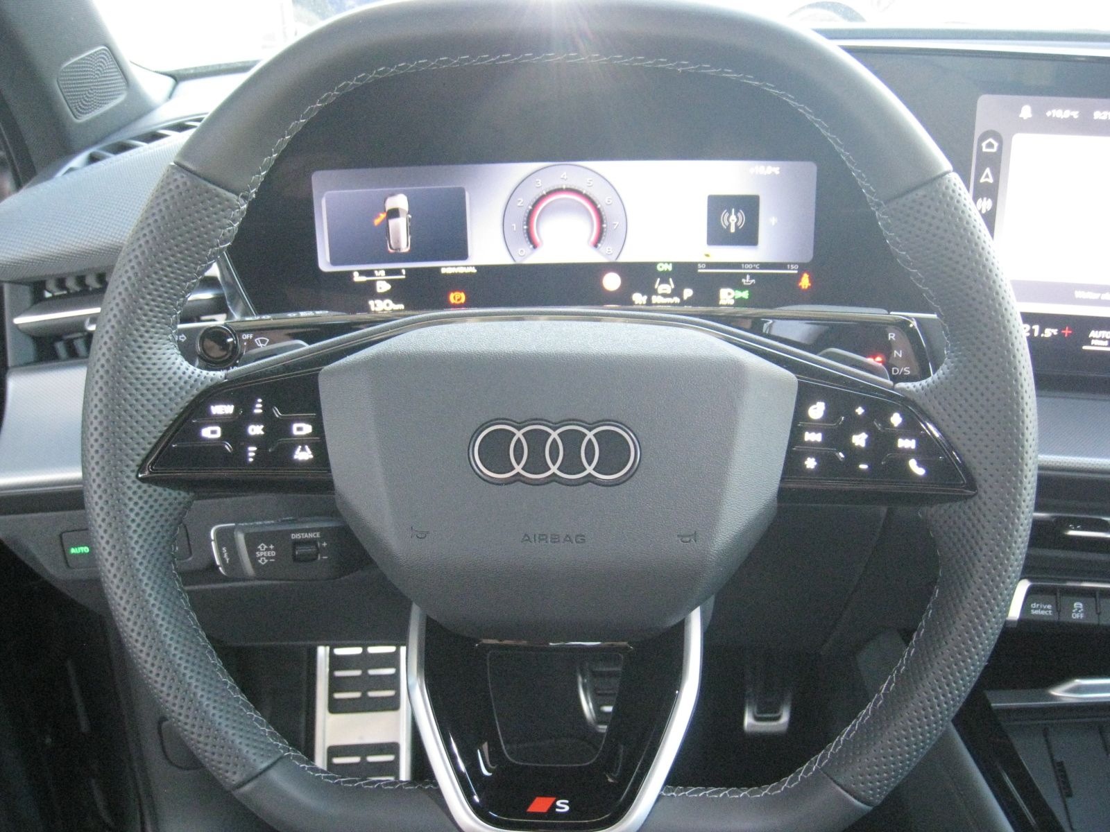 Audi Q3 - Bild 8 von 17