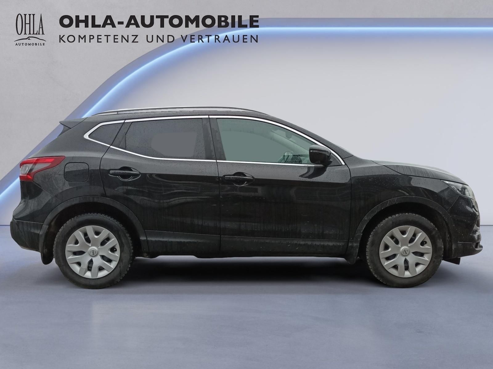 Nissan Qashqai schwarz Seitenansicht bei OHLA-Automobile