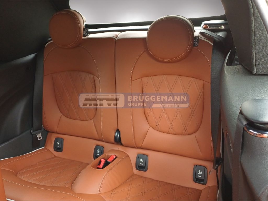 Mini John Cooper Works Cabrio - Bild 10 von 15