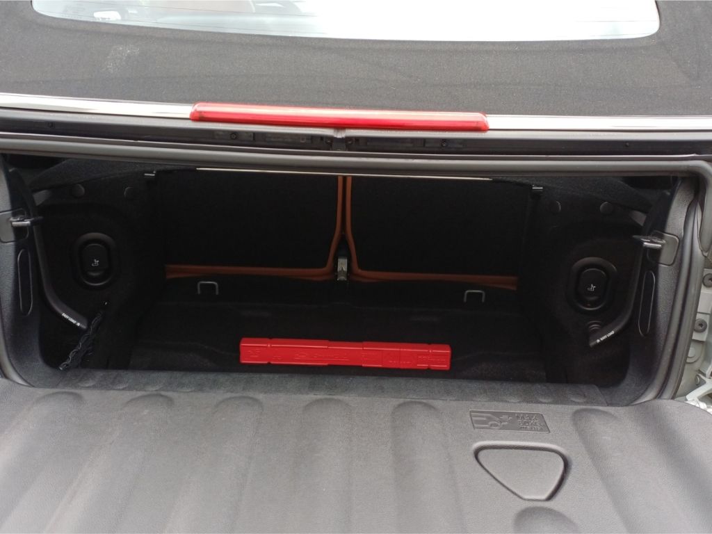 Mini John Cooper Works Cabrio - Bild 11 von 15