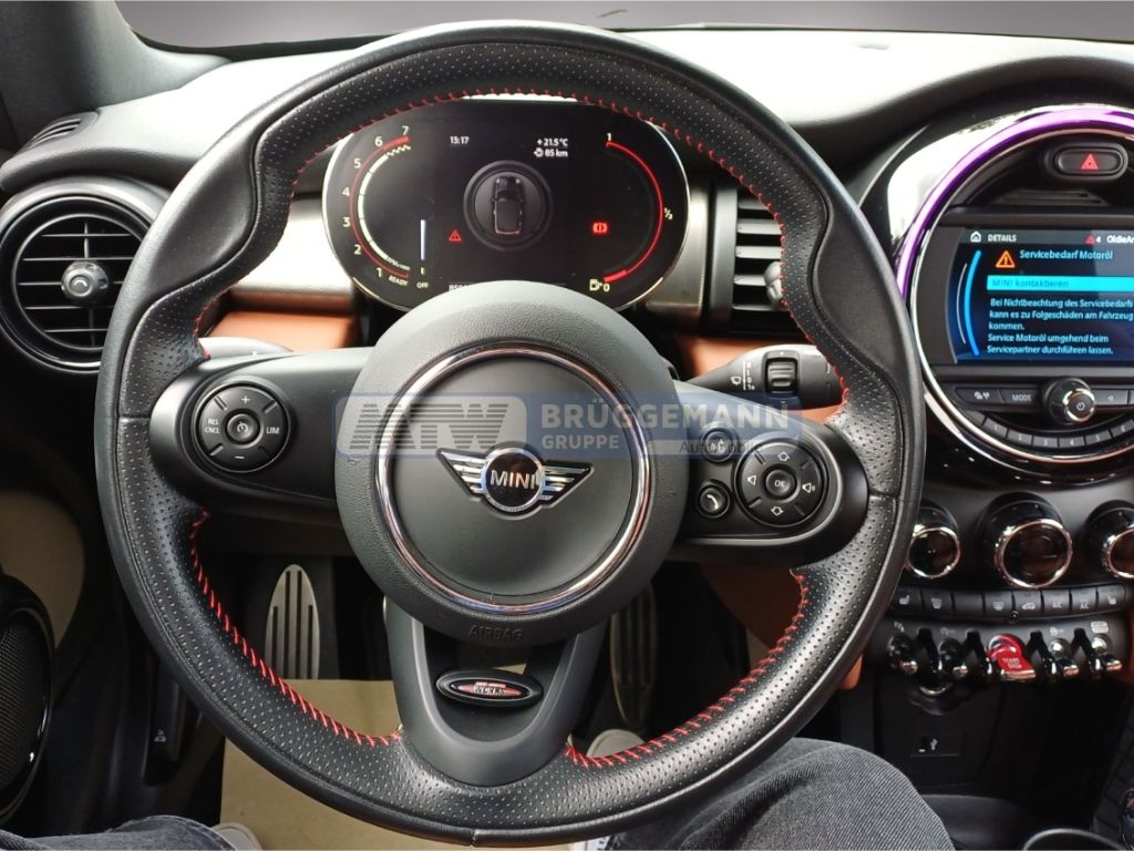 Mini John Cooper Works Cabrio - Bild 14 von 15