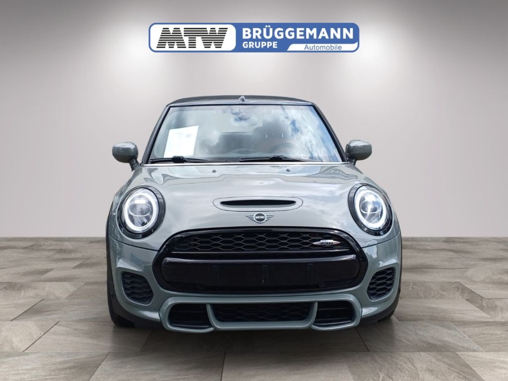 Mini John Cooper Works Cabrio - Bild 8 von 15