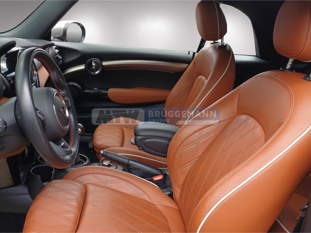 Mini John Cooper Works Cabrio - Bild 9 von 15