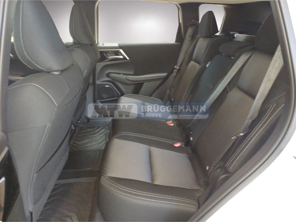 Mitsubishi Outlander - Bild 9 von 15