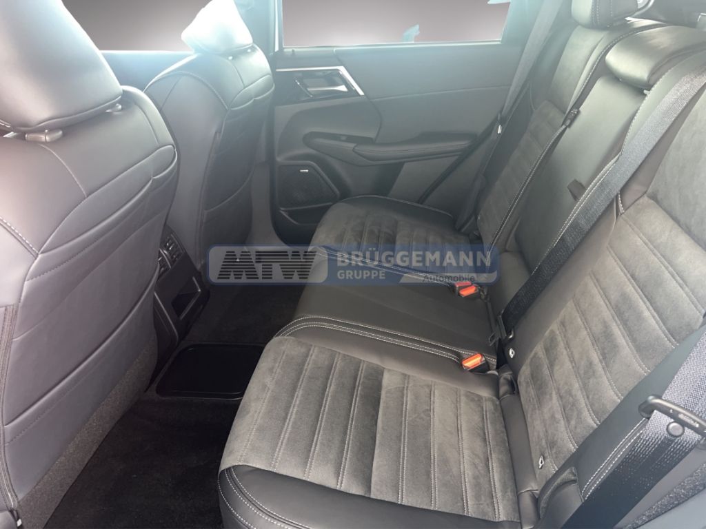 Mitsubishi Outlander - Bild 8 von 15