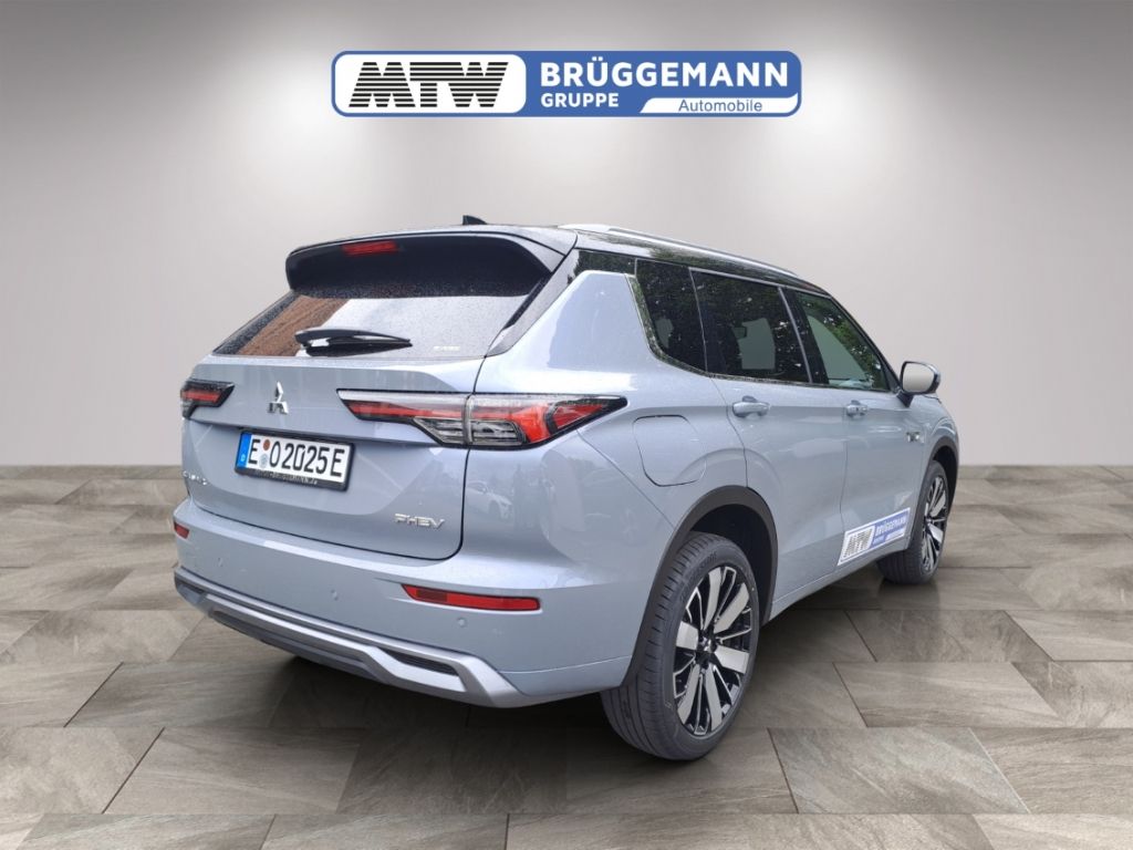 Mitsubishi Outlander - Bild 2 von 15
