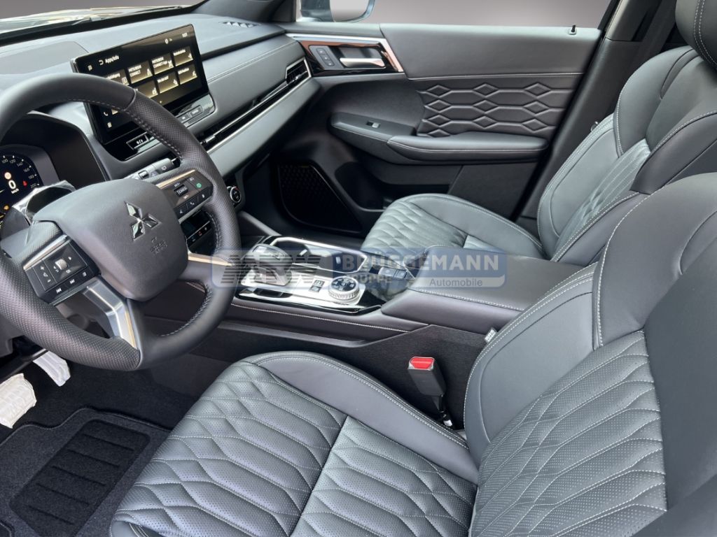 Mitsubishi Outlander - Bild 10 von 15