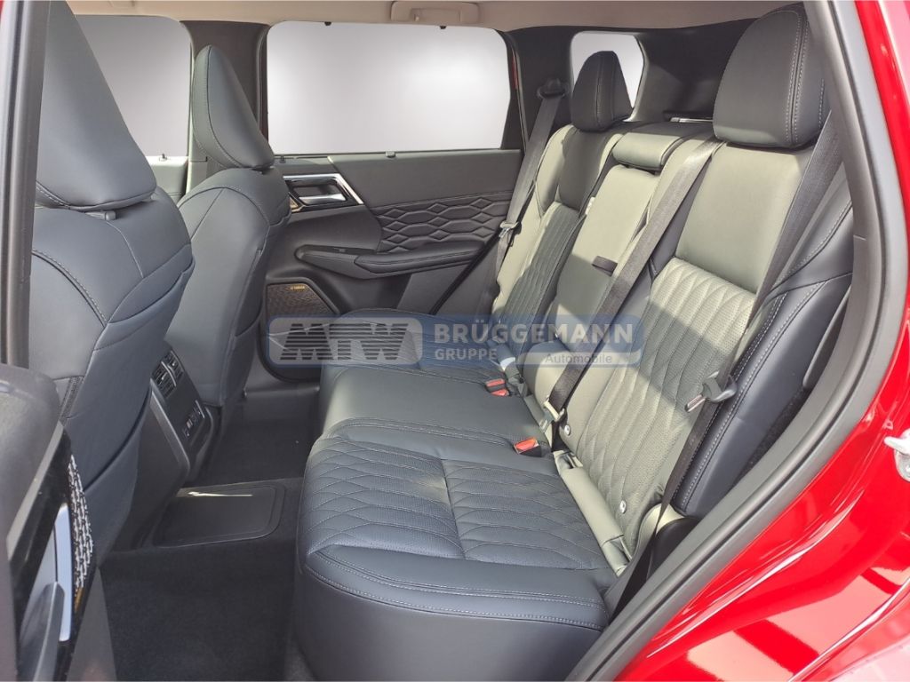 Mitsubishi Outlander - Bild 13 von 15