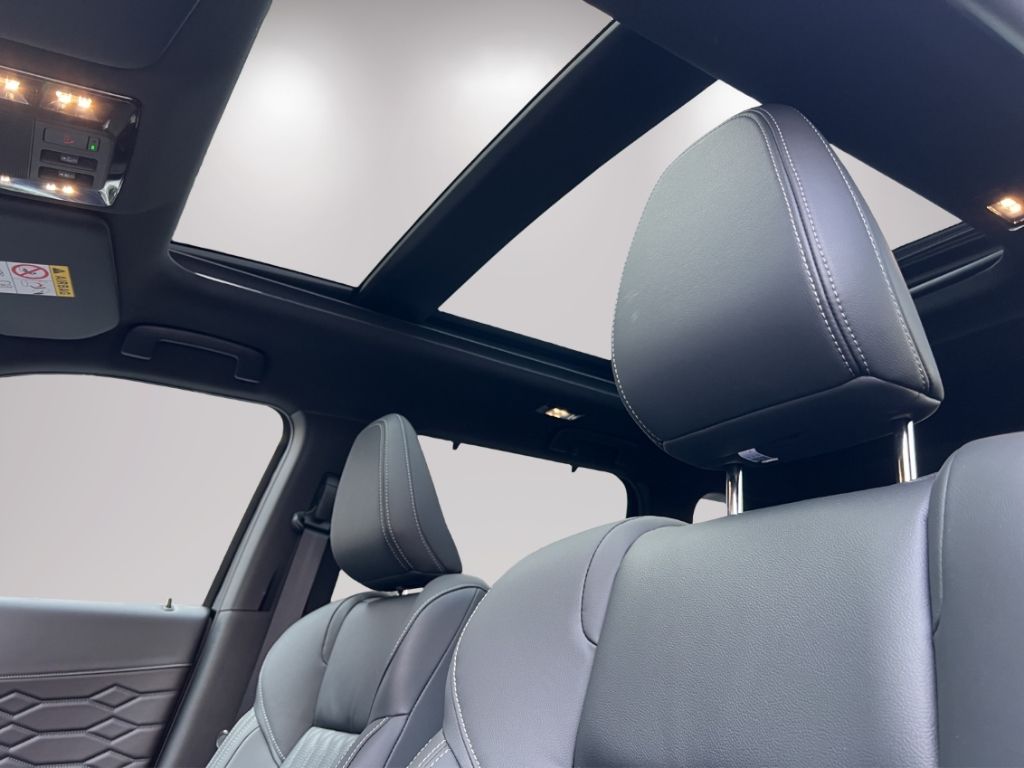 Mitsubishi Outlander - Bild 14 von 15