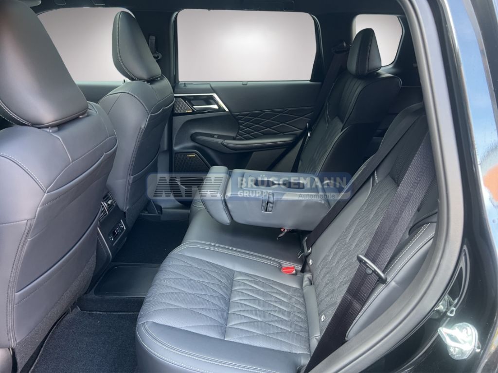 Mitsubishi Outlander - Bild 10 von 15