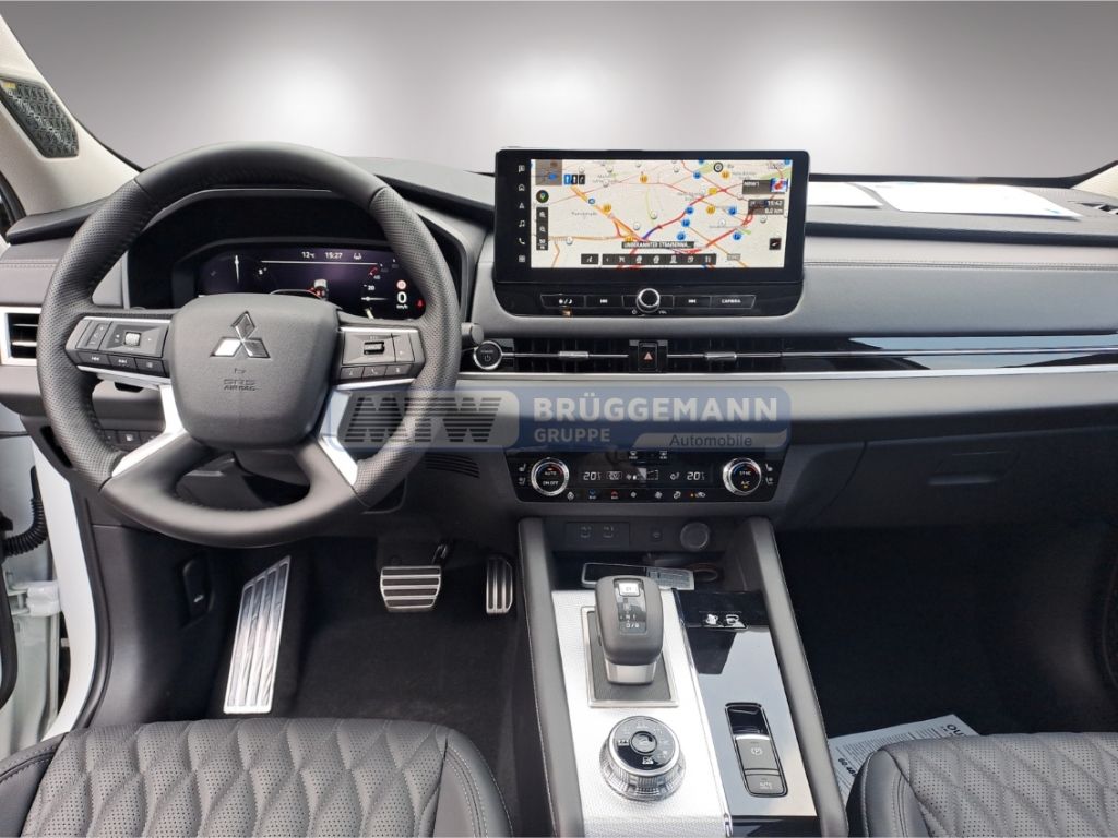 Mitsubishi Outlander - Bild 13 von 15