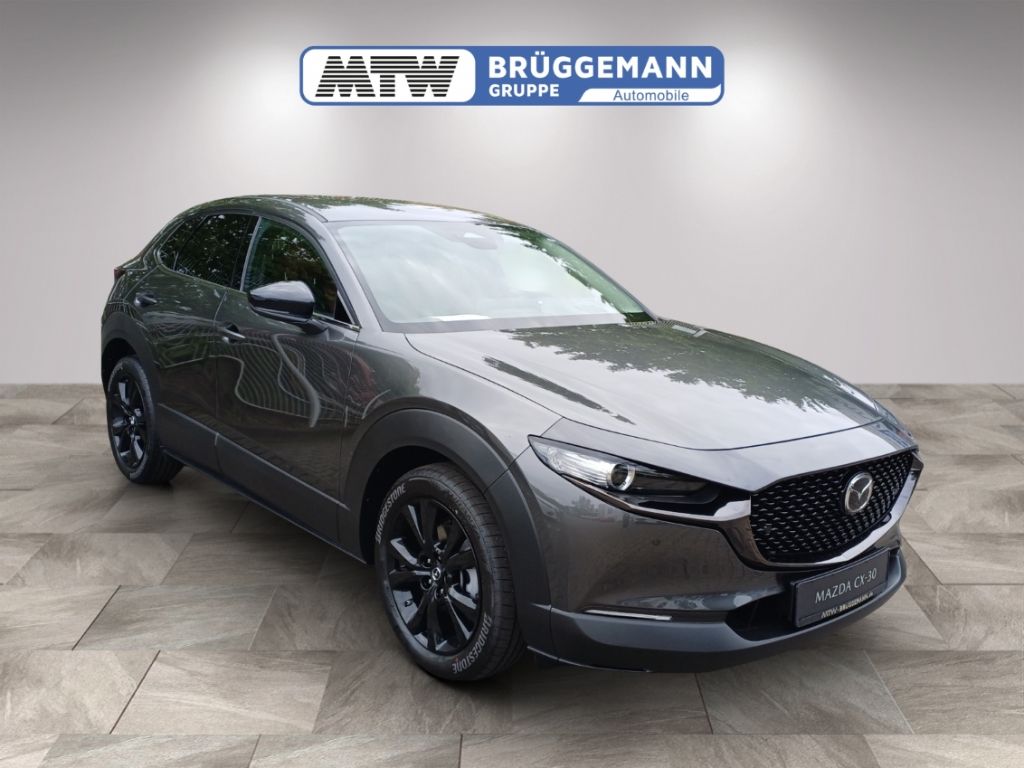 Mazda CX-30 grau metallic Frontansicht schräg von MTW Brüggemann