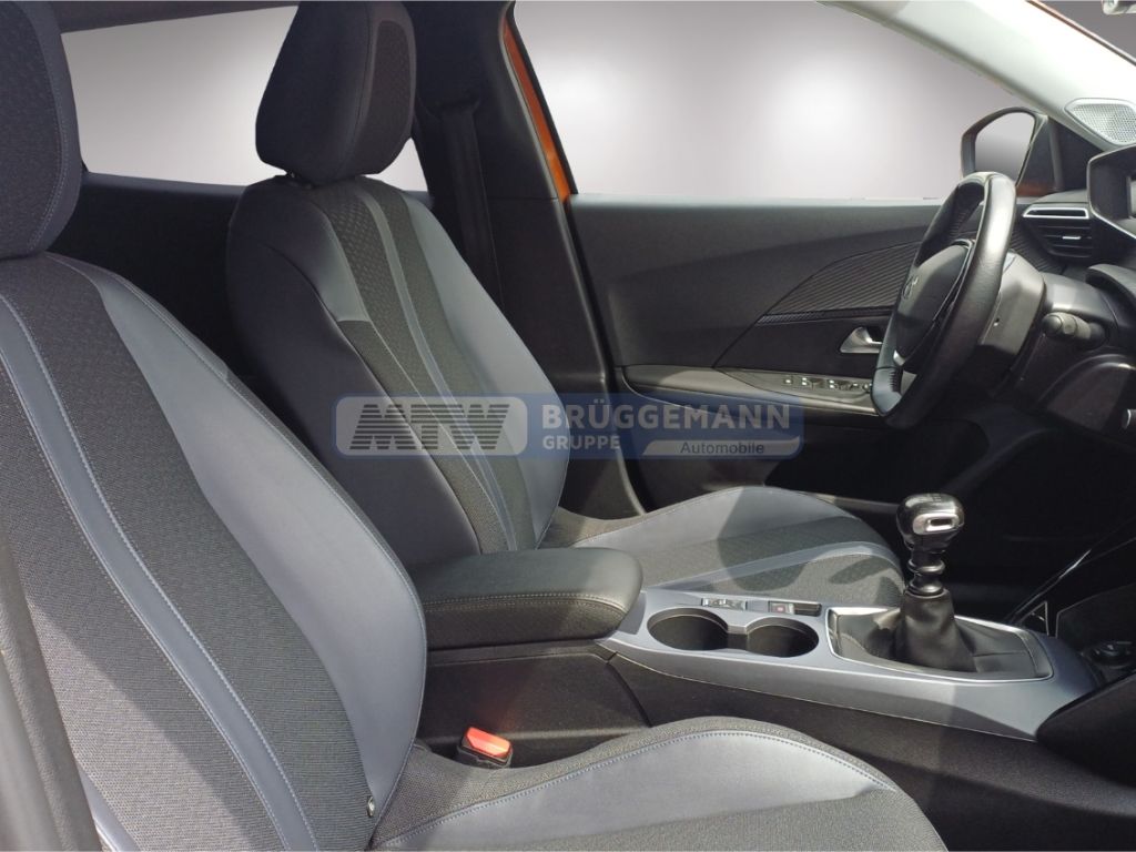 Peugeot 2008 - Bild 11 von 16