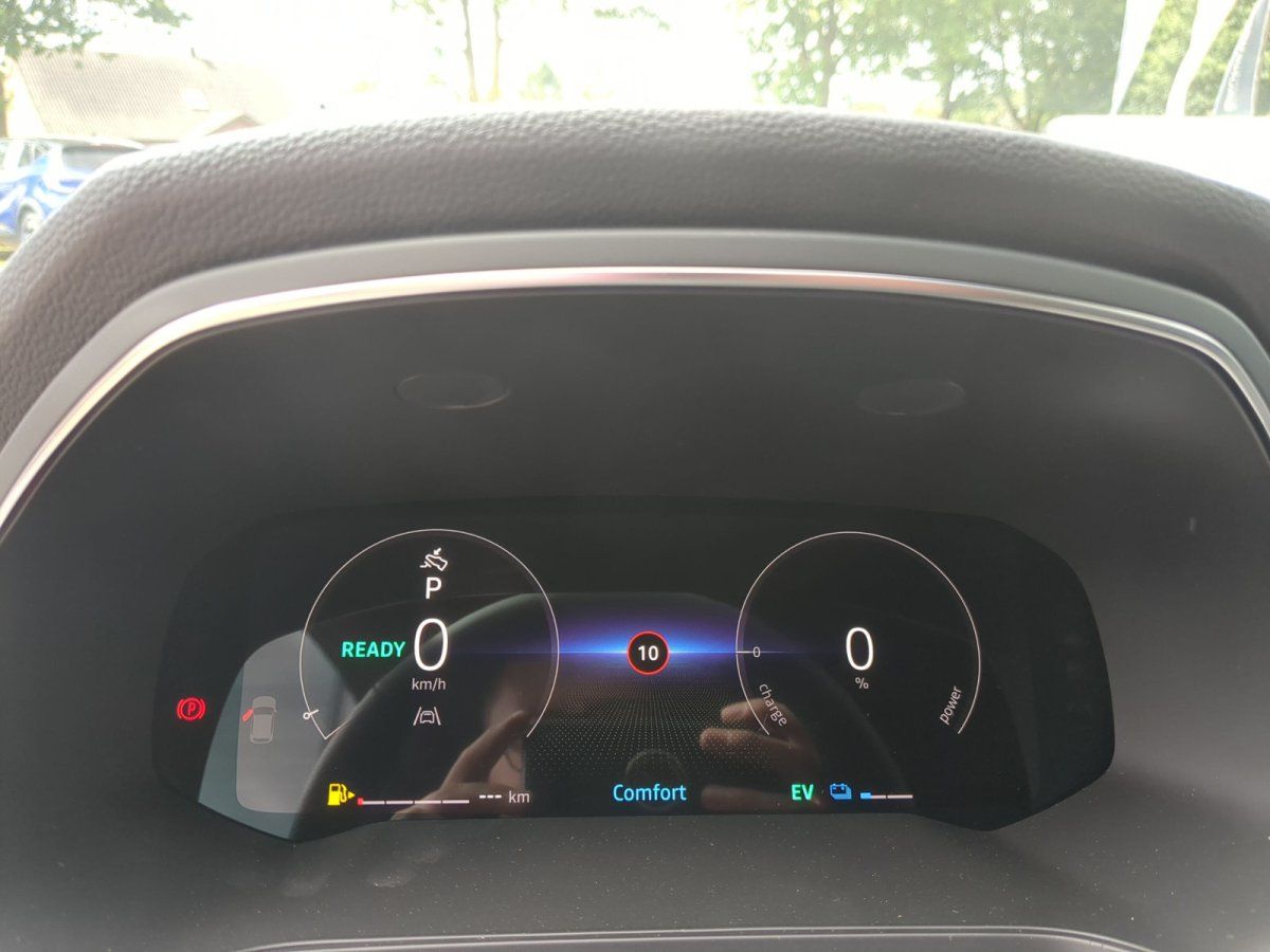 Renault Captur - Bild 14 von 15