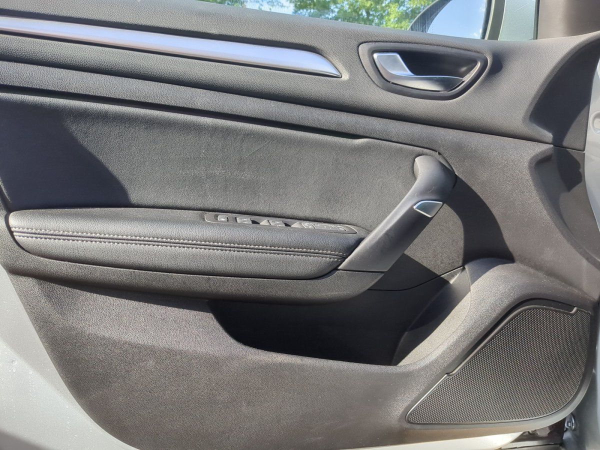 Renault Megane Grandtour - Bild 13 von 15