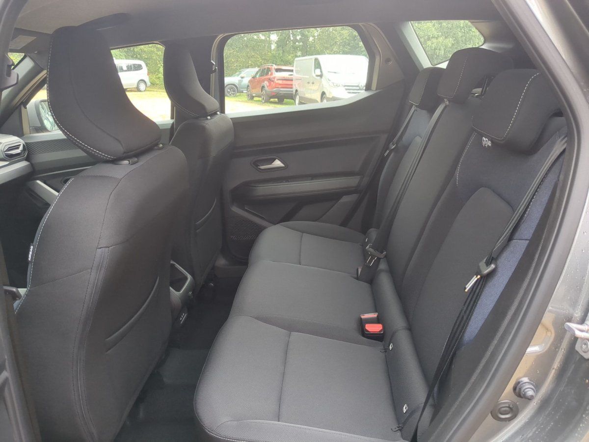 Dacia Duster - Bild 10 von 15