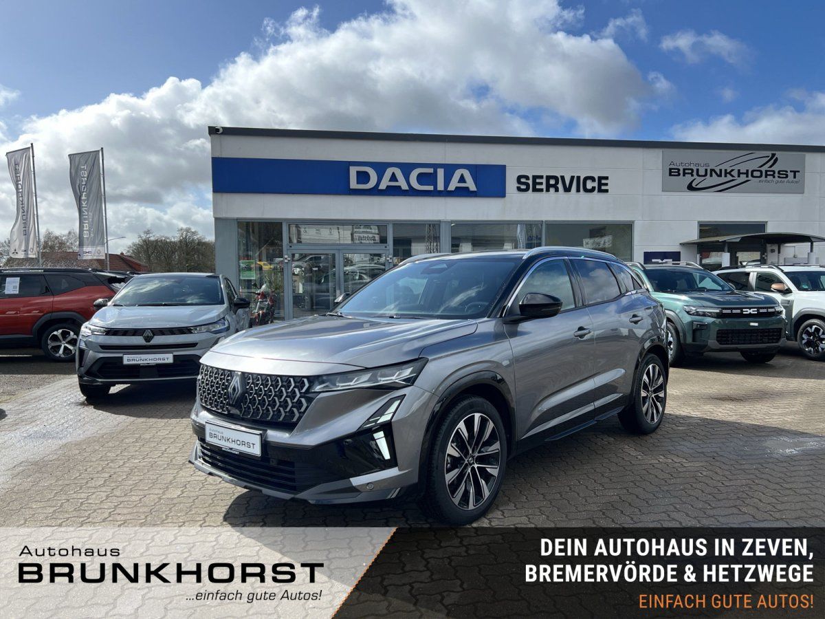 Graues Renault SUV im Autohaus Showroom - moderne Fahrzeugpräsentation bei Brunkhorst