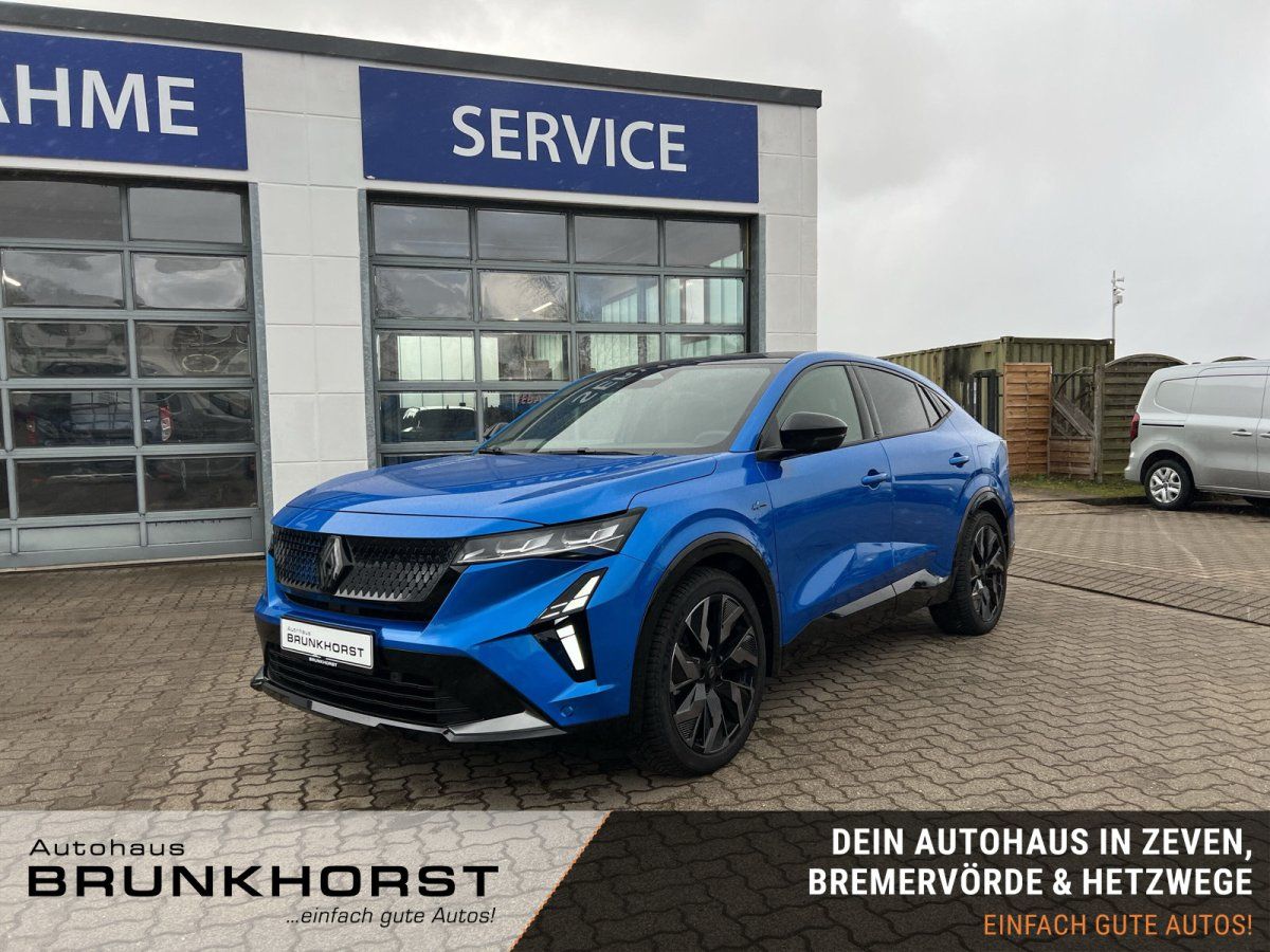 Renault Rafale SUV-Coupé in Blau metallic im Autohaus Showroom
