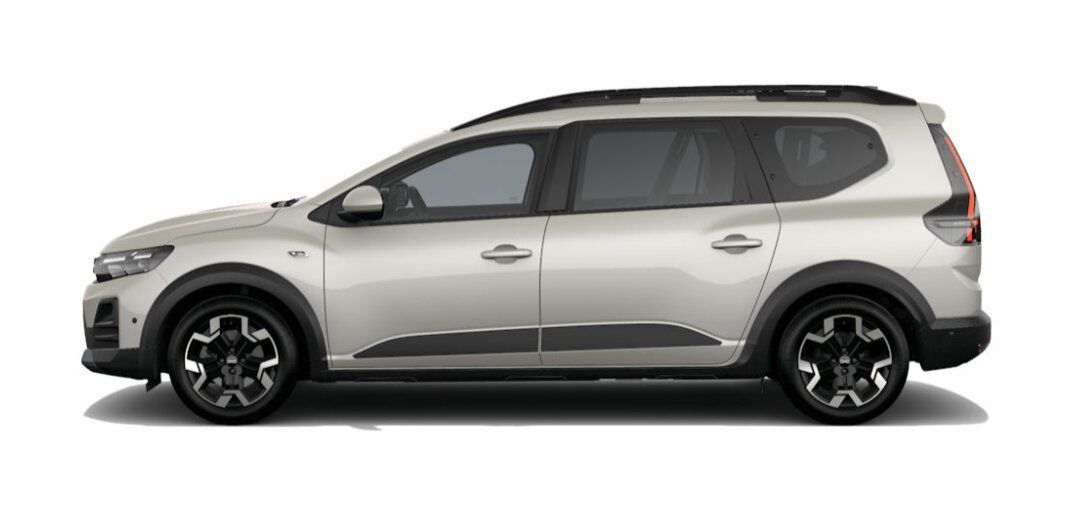 Dacia Jogger in Beige Seitenansicht im Autohaus Showroom