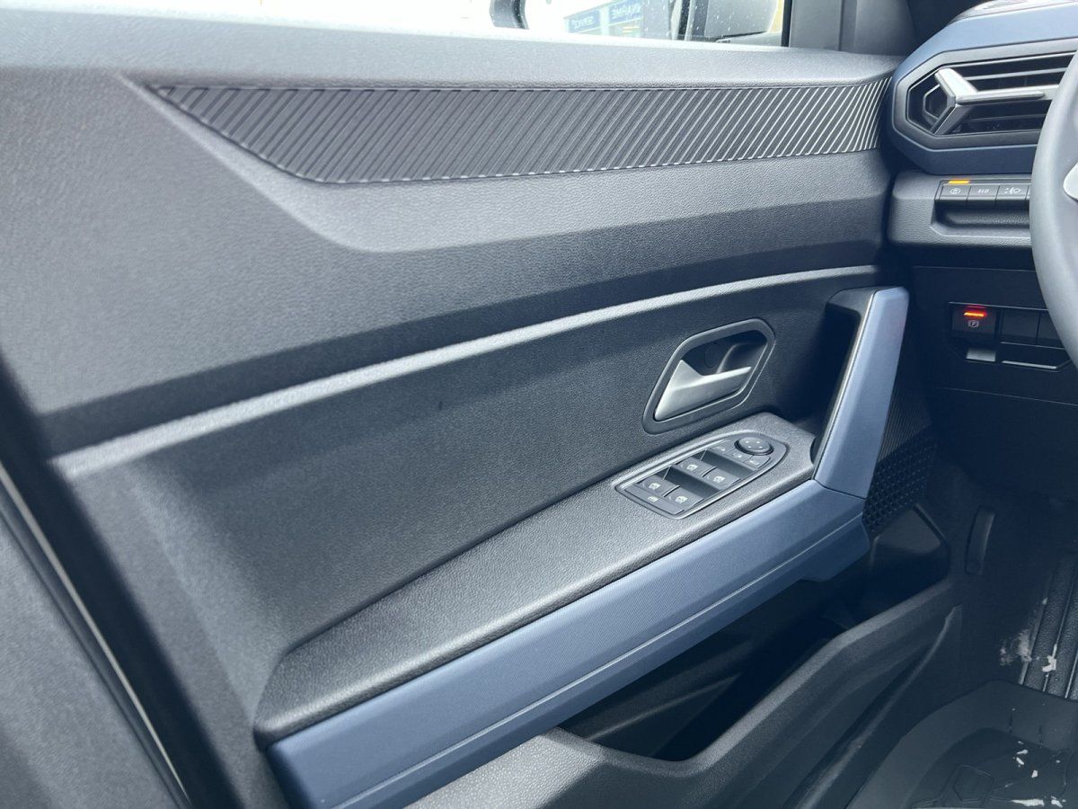 Renault Fahrzeug Innenraum Fahrertür mit Fensterheber und Türgriff