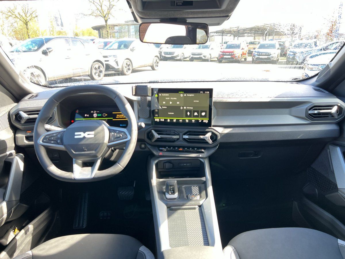 Fahrzeug Innenraum mit modernem Cockpit und Touchscreen-Display