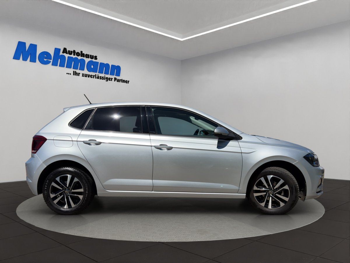 VW Polo Silber Seitenansicht Gebrauchtwagen im Autohaus Mehmann