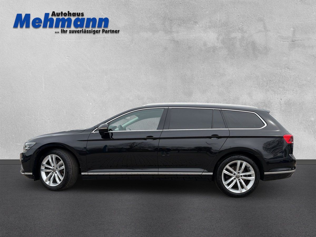VW Passat Variant schwarz Seitenansicht Autohaus Mehmann