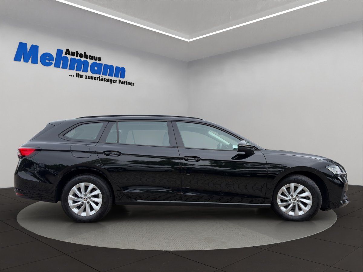 Škoda Superb Kombi - Bild 4 von 15