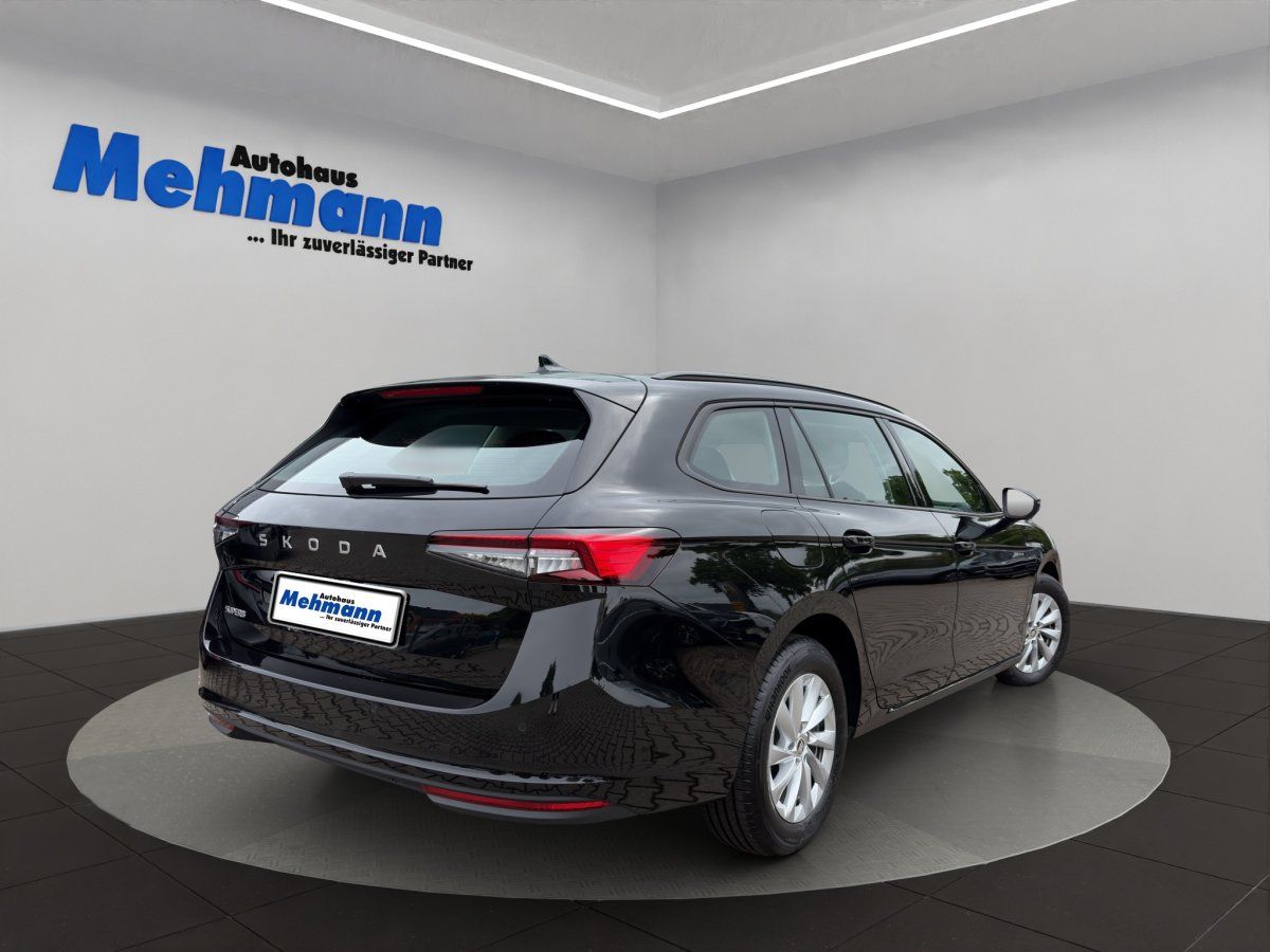 Škoda Superb Kombi - Bild 5 von 15