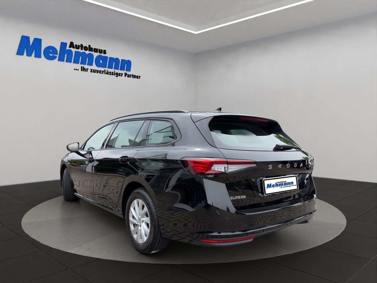 Škoda Superb Kombi - Bild 7 von 15