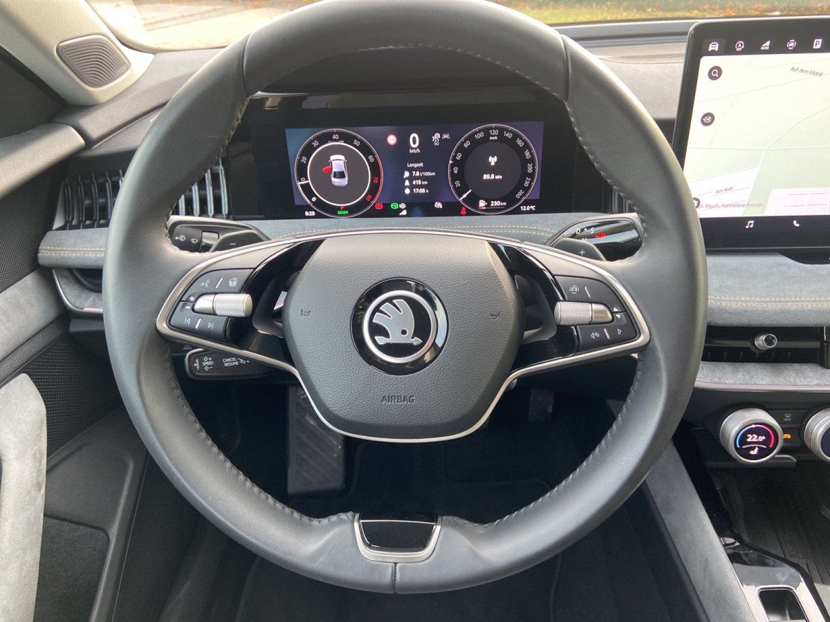 Škoda Superb - Bild 14 von 15
