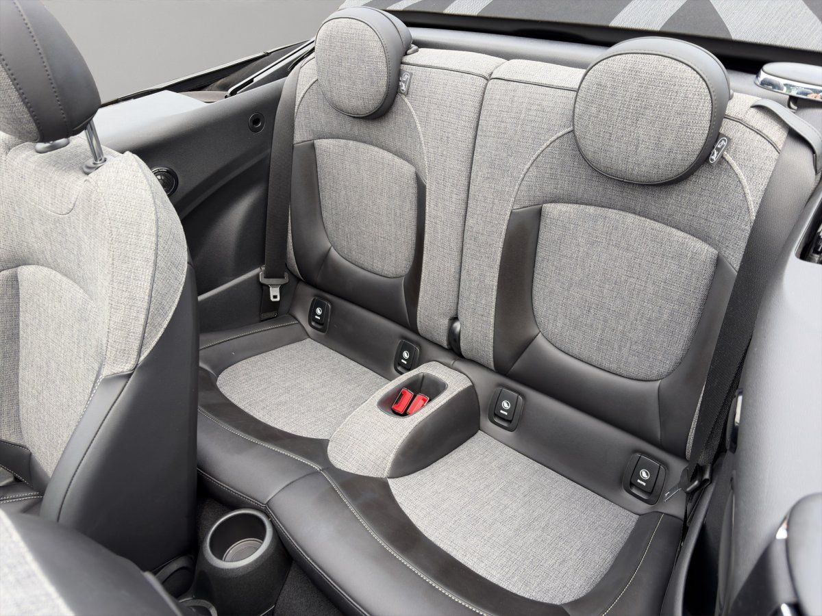 Mini Cooper S Cabrio - Bild 13 von 15