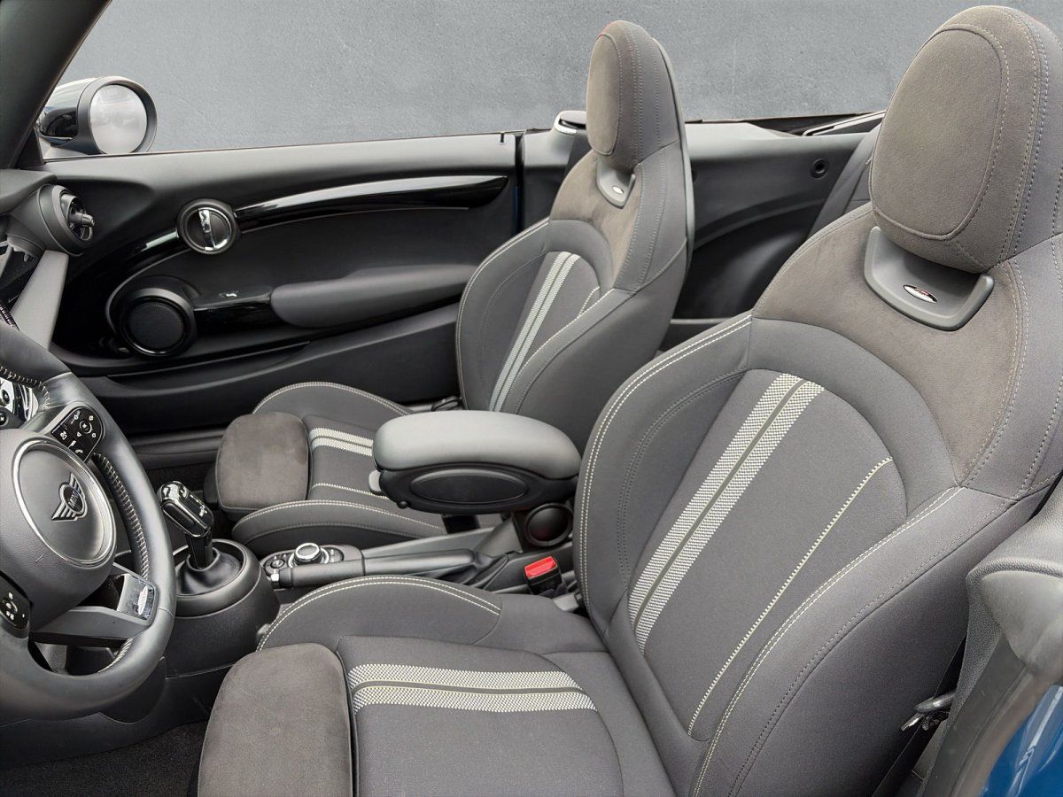 Mini Cooper S Cabrio - Bild 11 von 15
