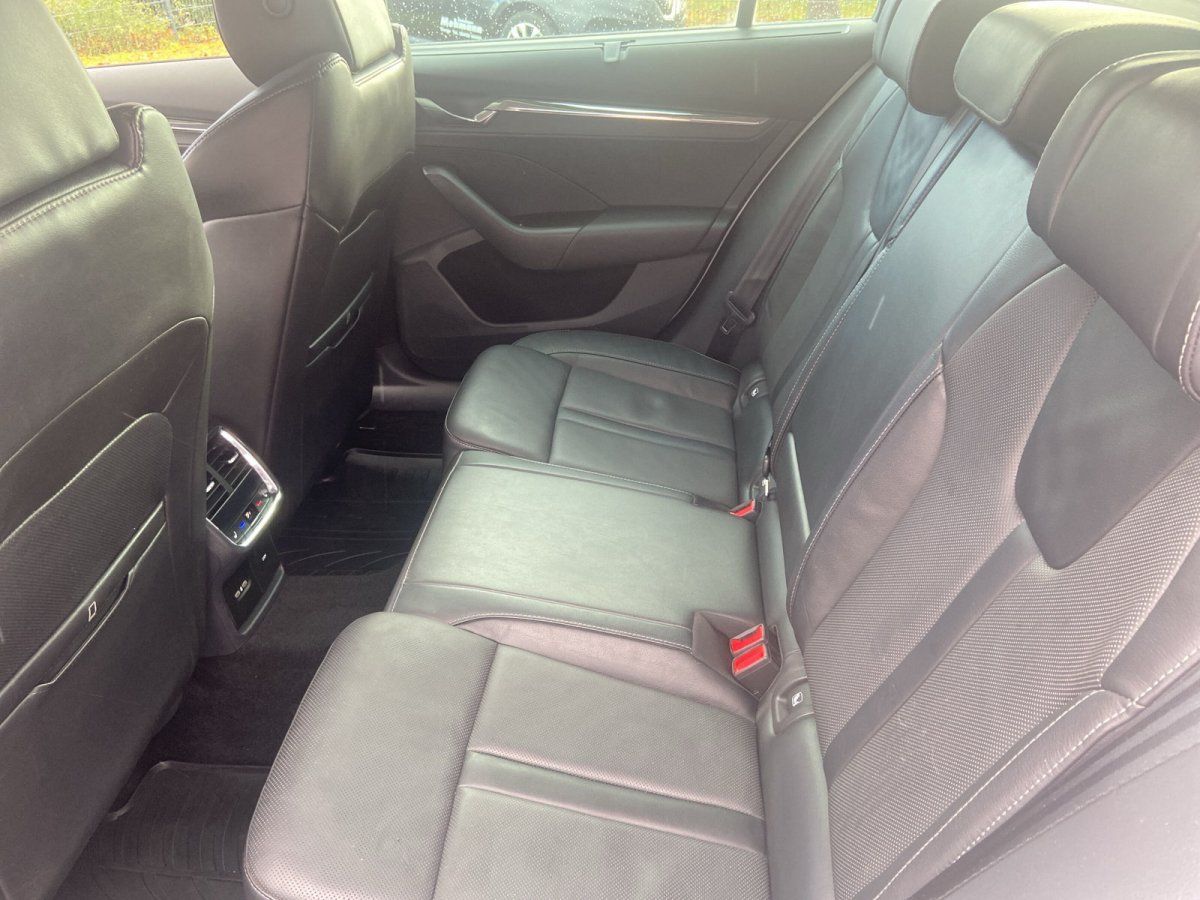 Škoda Octavia Combi iV - Bild 12 von 15