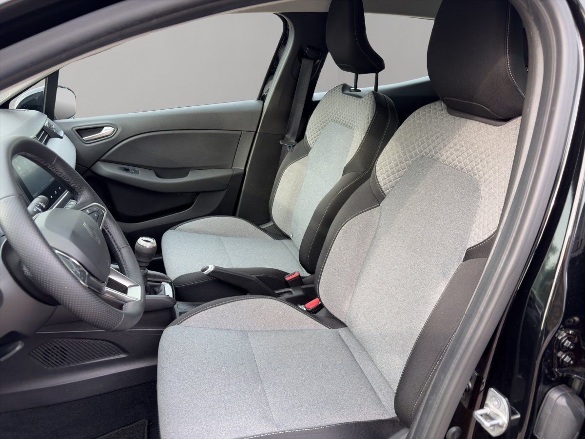 Renault Clio - Bild 10 von 15