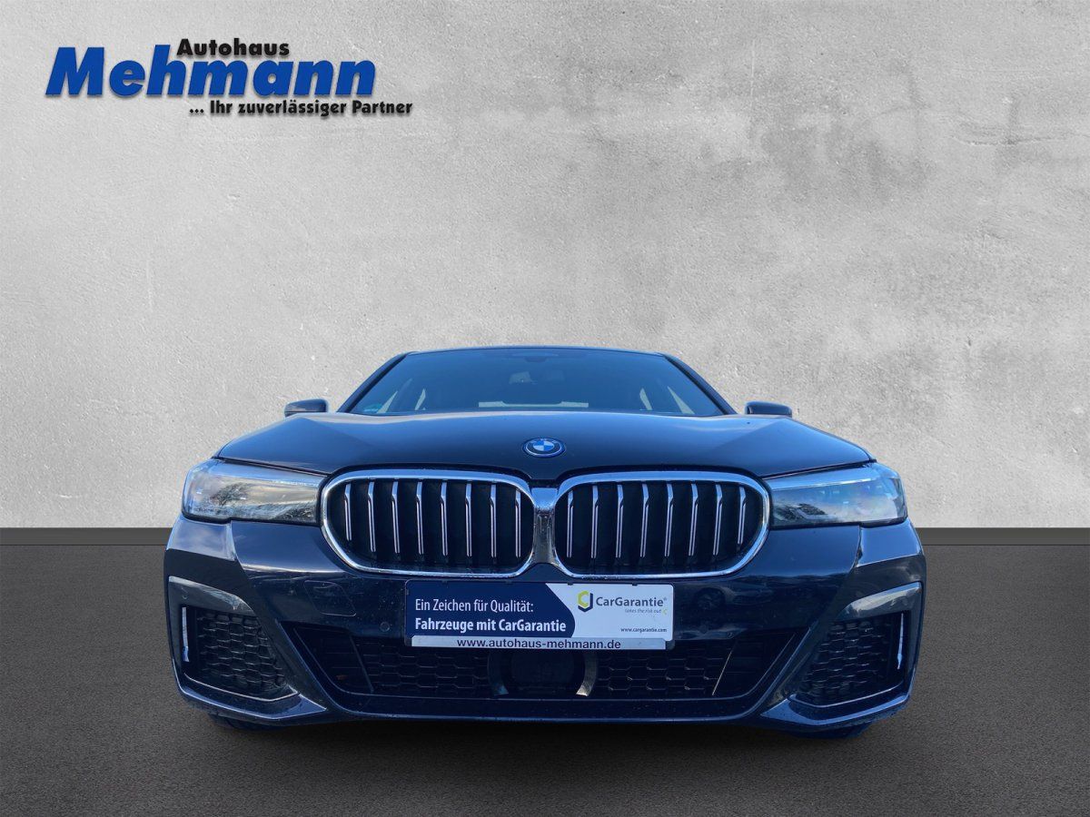 BMW 5er Limousine Frontansicht dunkelblau bei Autohaus Mehmann