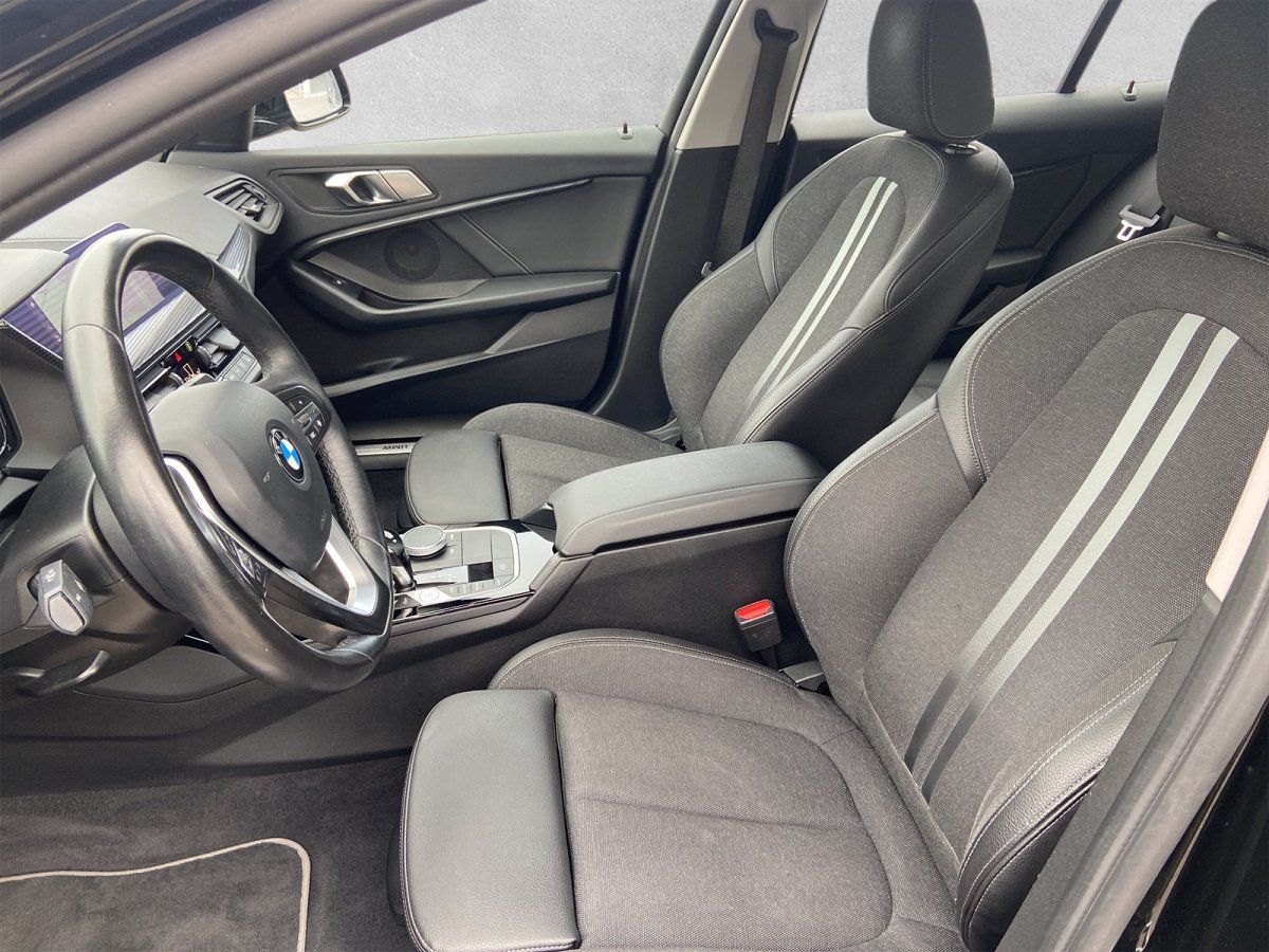 BMW 118i - Bild 10 von 15
