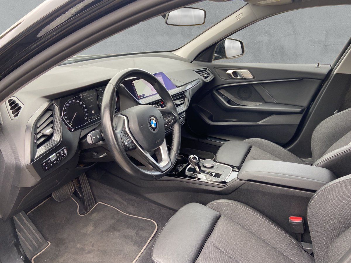 BMW 118i - Bild 9 von 15