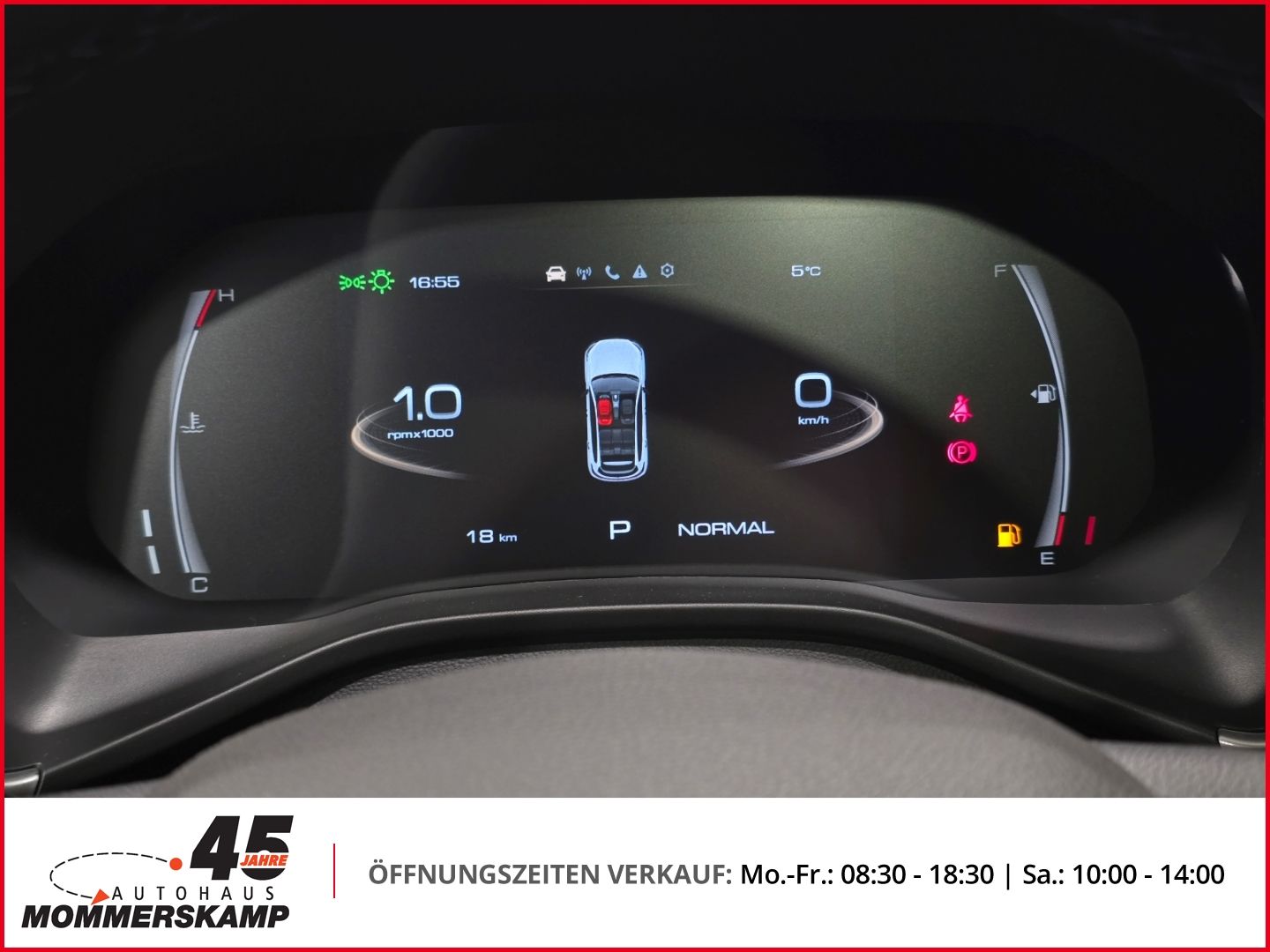 Digitales Kombiinstrument mit Anzeigen im Fahrzeug-Innenraum