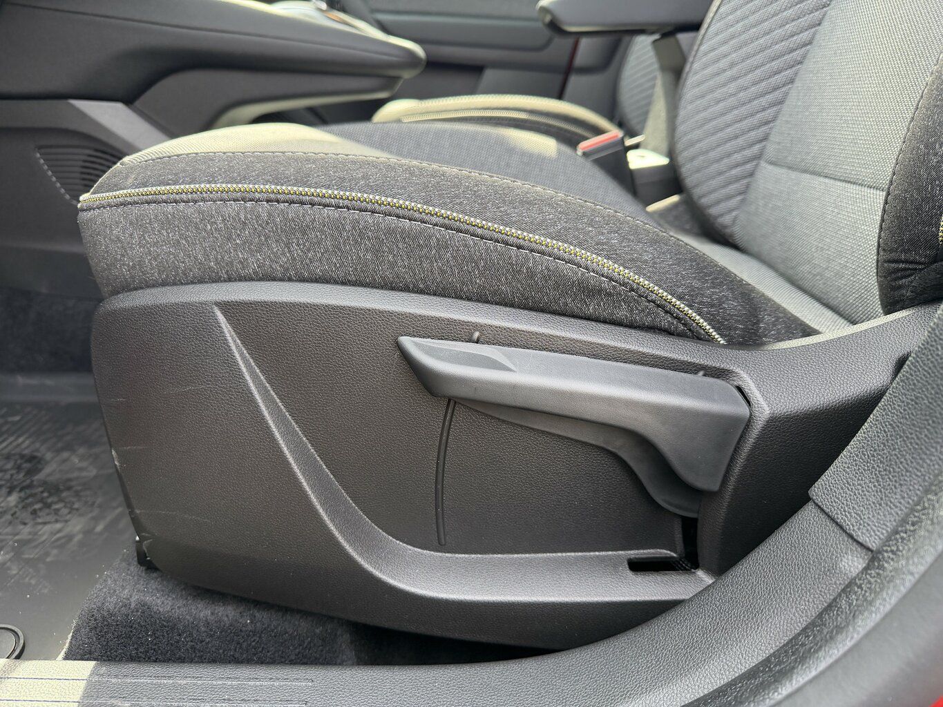 Mitsubishi Grandis - Bild 15 von 15