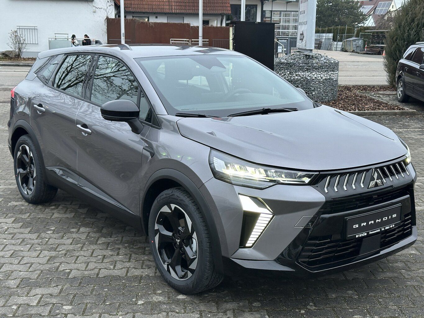 Mitsubishi Grandis - Bild 2 von 15