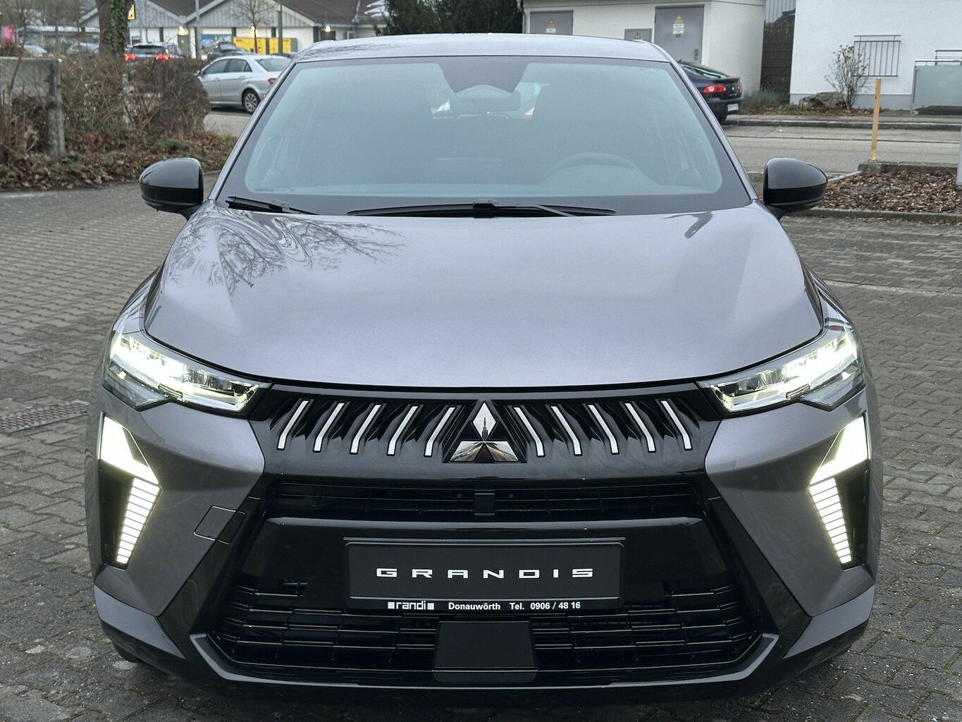 Mitsubishi Grandis - Bild 3 von 15