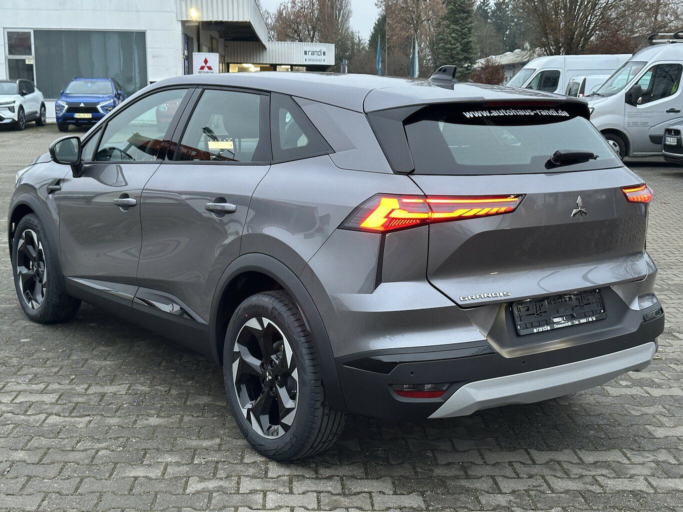 Mitsubishi Grandis - Bild 6 von 15