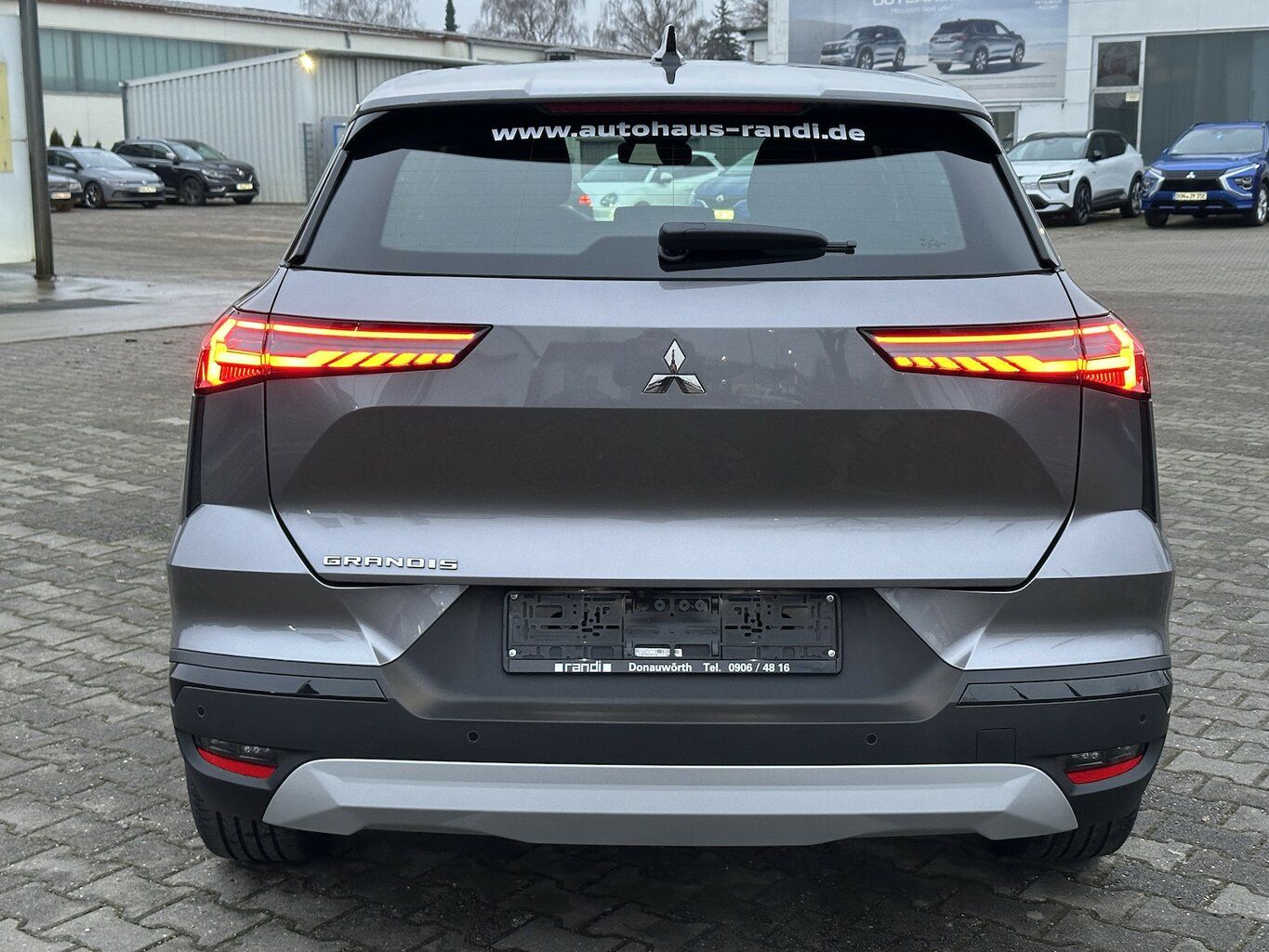 Mitsubishi Grandis - Bild 7 von 15