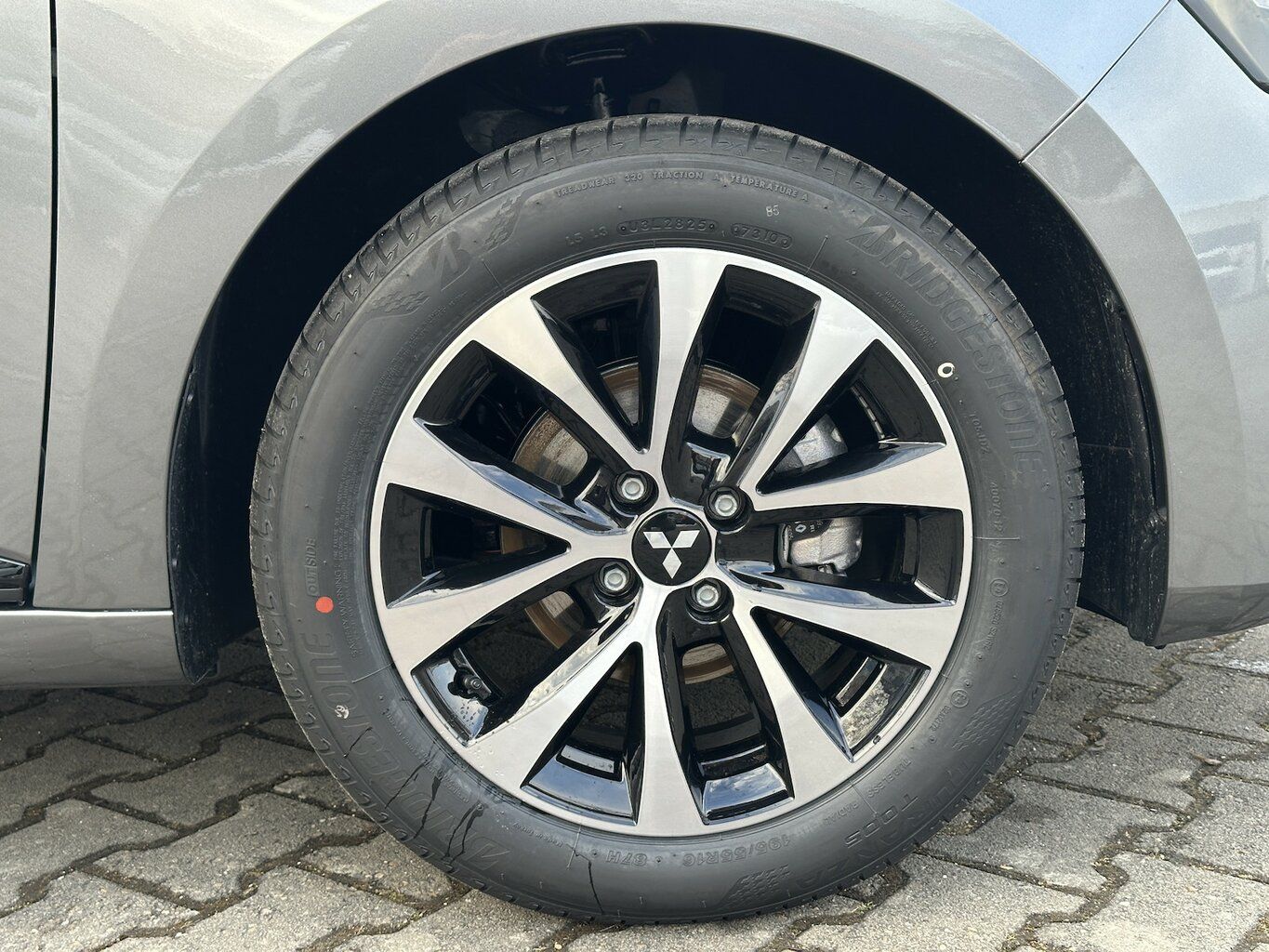 Mitsubishi Colt - Bild 10 von 15