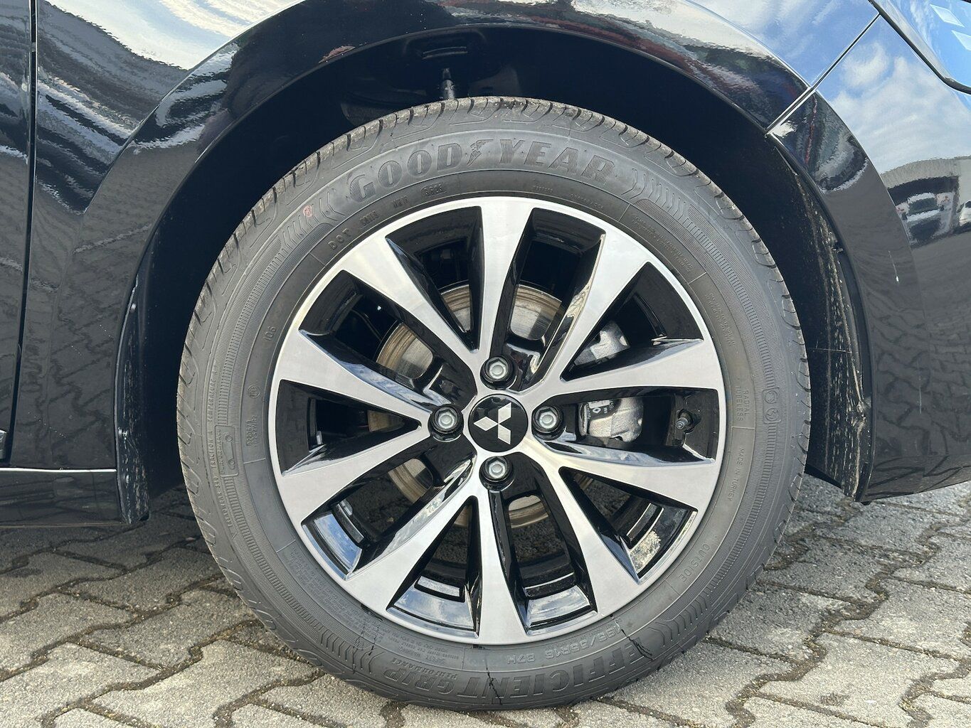 Mitsubishi Colt - Bild 10 von 15